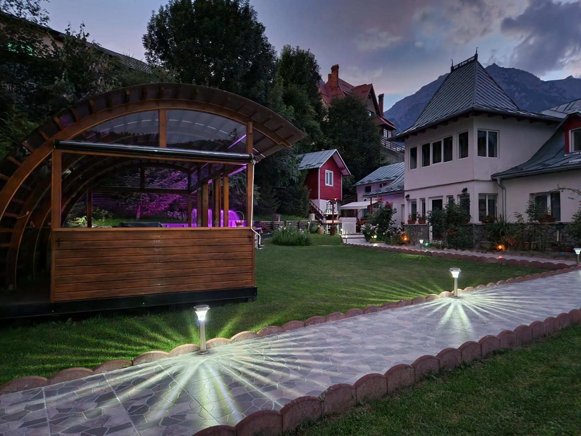 Hotel Casa Turta Dulce Buşteni Exterior foto